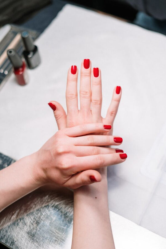 Gellak hoe lang blijft het zitten en hoe verwijder je het? Nailbar.nl