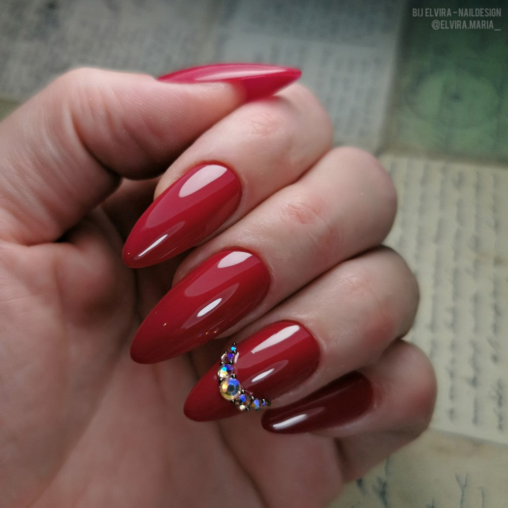 Ruby Woohoo 15ml, Abstract